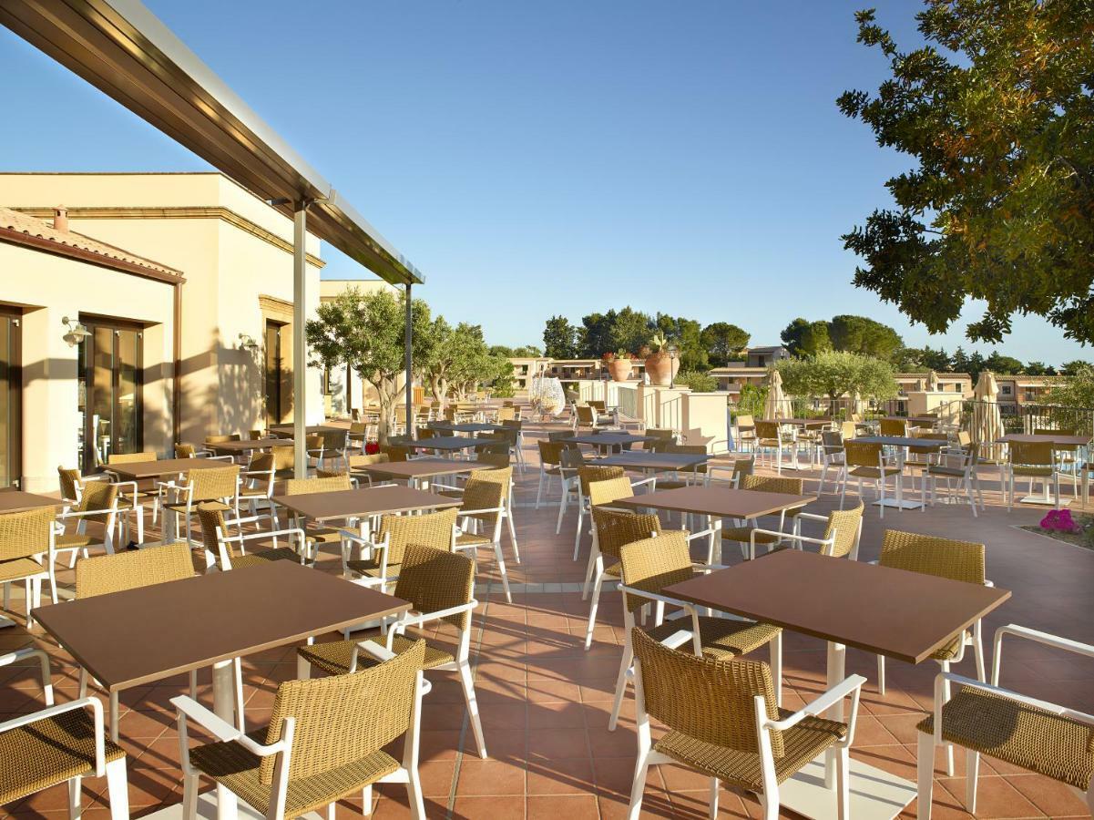 Hapimag Resort Чефалу Екстериор снимка