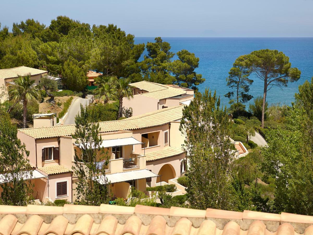 Hapimag Resort Чефалу Екстериор снимка