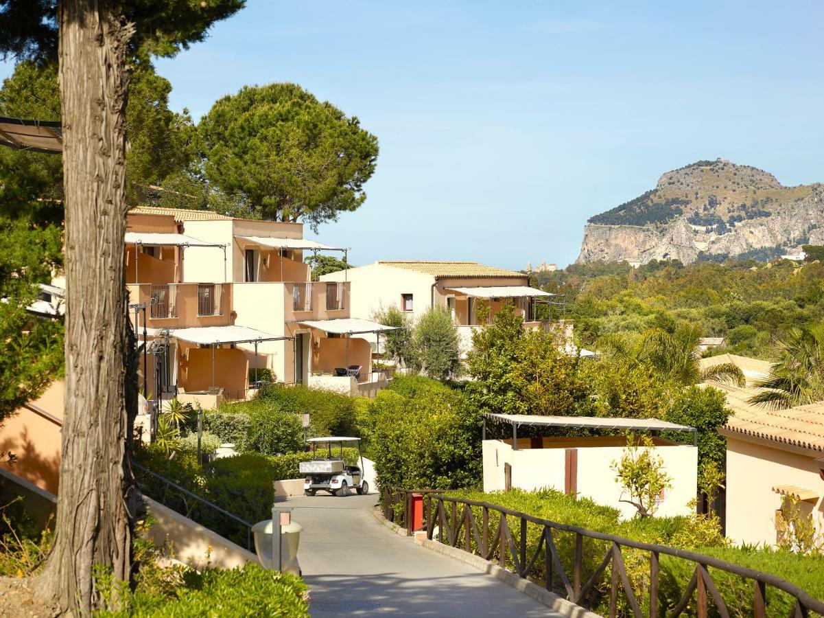 Hapimag Resort Чефалу Екстериор снимка